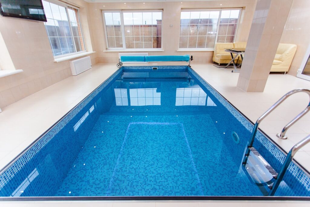 The Ultimate Guide to Choosing the Right Swimming Pool Builder: Insights from Swimming Pool Experts Choosing the Right Swimming Pool Builder